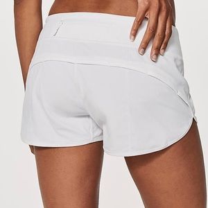 Lululemon white Speed Short 2-way Stretch 2.5”